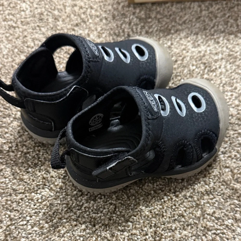 KEEN Kids Black Water Shoes